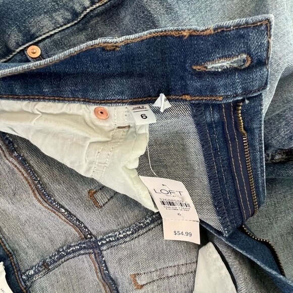 Loft Outlet Womens Size 6 Blue Jean Boyfriend Shorts Mid Rise NWT - Picture 4 of 7